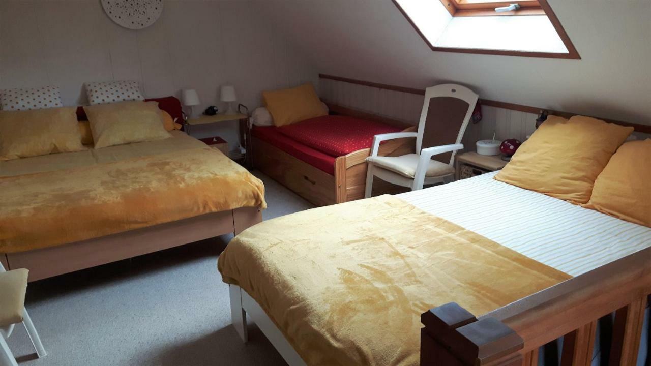 Le Mouton Blanc Villa Couloisy Bagian luar foto